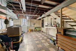 1425 Junior Dr, Pittsburgh, PA 15227 - Photo 19