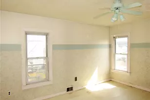 333 W 8th Ave, Tarentum, PA 15084 - Photo 19