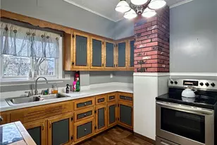 331 4th St, Freeport, PA 16229 - Photo 13