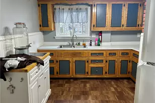 331 4th St, Freeport, PA 16229 - Photo 13