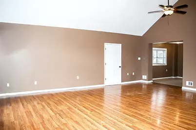 1378 Robbins Station Rd, North Huntingdon, PA 15642 - Photo 17
