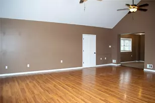 1378 Robbins Station Rd, North Huntingdon, PA 15642 - Photo 15