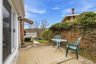 912 Rita Dr, Wilkins Township, PA 15221 - Photo 29