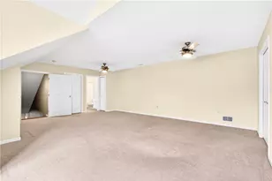 6034 Triple Crown Cir, Hempfield Township, PA 15601 - Photo 43