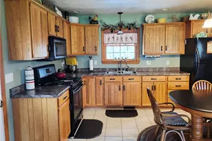 801 Rolling Hills Dr, Ruffs Dale, PA 15679 - Photo 11