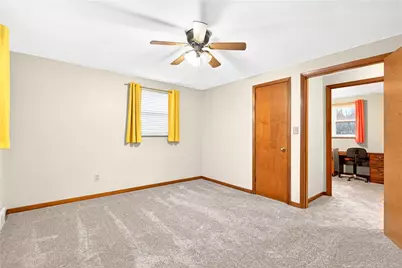 4632 Woodhill Dr, Munhall, PA 15120 - Photo 15