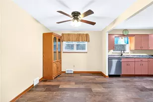 4632 Woodhill Dr, Munhall, PA 15120 - Photo 7