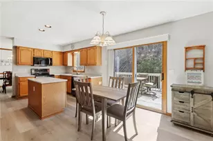 365 Cobblestone Cir, Robinson Twp, PA 15136 - Photo 9