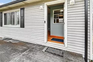 1195 Lebanon School Rd, West Mifflin, PA 15122 - Photo 5