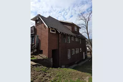 874 Kenneth Ave, New Kensington, PA 15068 - Photo 3