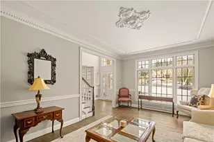 2333 Southampton Dr, Pittsburgh, PA 15241 - Photo 7