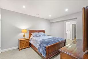 2333 Southampton Dr, Pittsburgh, PA 15241 - Photo 41