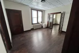 227 Maytide St, Pittsburgh, PA 15227 - Photo 9