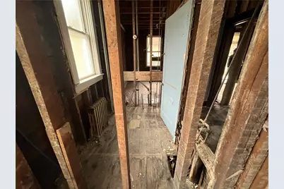 231 Maytide Street, Pittsburgh, PA 15227 - Photo 9