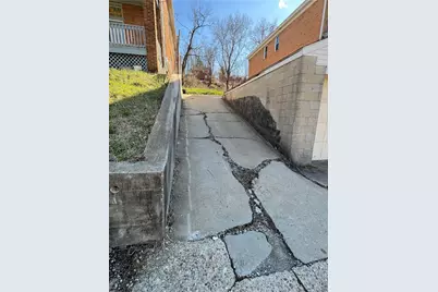 231 Maytide Street, Pittsburgh, PA 15227 - Photo 3