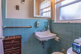 222 Glenview Dr, New Kensington, PA 15068 - Photo 17