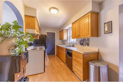 222 Glenview Dr, New Kensington, PA 15068 - Photo 9