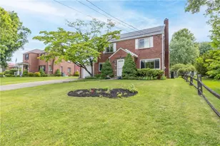 222 Glenview Dr, New Kensington, PA 15068 - Photo 3