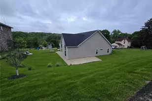 10 Walker St, Collier Township, PA 15071 - Photo 5
