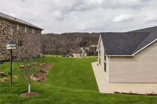 10 Walker St, Collier Township, PA 15071 - Photo 7