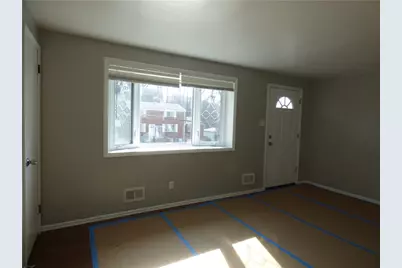 745 Shadyside Dr, West Mifflin, PA 15122 - Photo 7