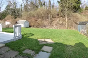 745 Shadyside Dr, West Mifflin, PA 15122 - Photo 25