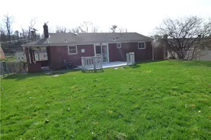 745 Shadyside Dr, West Mifflin, PA 15122 - Photo 25