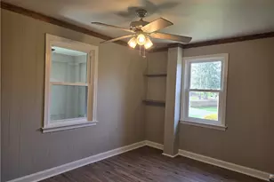 1425 Barclay Hill Rd, Brighton Township, PA 15009 - Photo 11