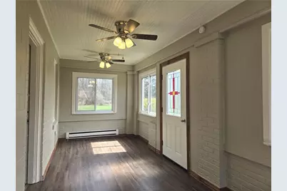 1425 Barclay Hill Rd, Brighton Township, PA 15009 - Photo 9