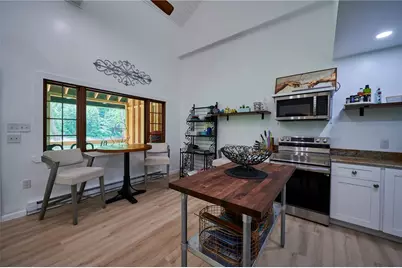 214 Youngs Ln, Sugarcreek Boro, PA 16323 - Photo 11