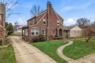 479 Carley Ave, Sharon, PA 16146 - Photo 25