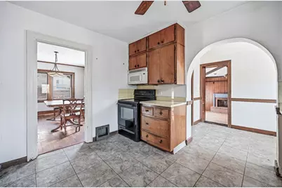 479 Carley Ave, Sharon, PA 16146 - Photo 9