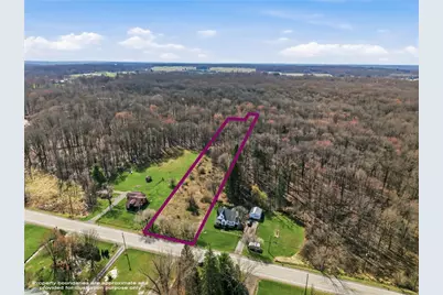 7096 E State St, Jefferson Township, PA 16148 - Photo 5