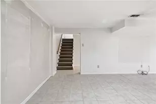 424 E New Castle St, Harmony Boro, PA 16063 - Photo 27