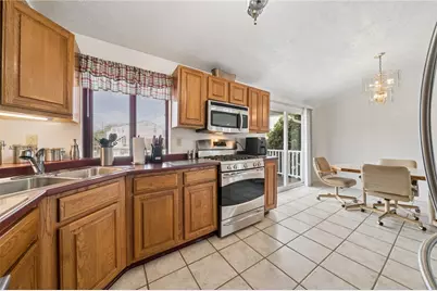 145 Wiltshire Cir, Monroeville, PA 15146 - Photo 9