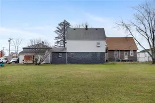 2908 Woodrow St, Liberty Boro, PA 15133 - Photo 33