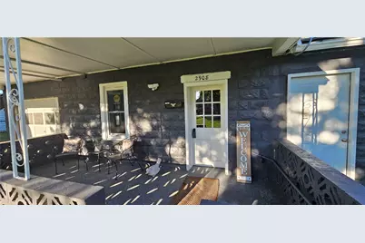 2908 Woodrow St, Liberty Boro, PA 15133 - Photo 3