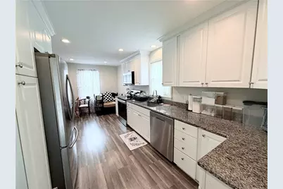 505 E Hazelcroft Ave, New Castle, PA 16105 - Photo 9