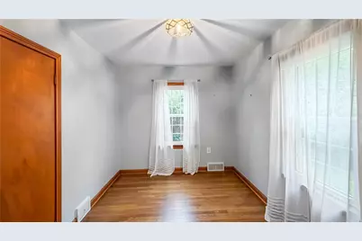 17 W Oakwood Way, Neshannock Township, PA 16105 - Photo 17