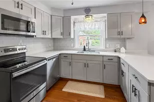 17 W Oakwood Way, Neshannock Township, PA 16105 - Photo 5
