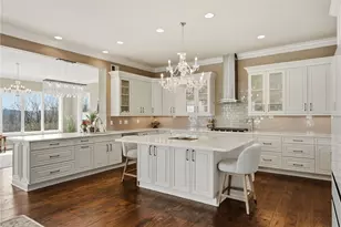 1690 Shelburne Ln, Pittsburgh, PA 15217 - Photo 13