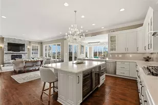 1690 Shelburne Ln, Pittsburgh, PA 15217 - Photo 17