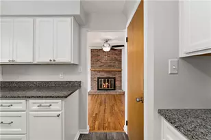 627 Berwick Ct, Pittsburgh, PA 15237 - Photo 13