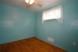 1900 Plateau St, Pittsburgh, PA 15210 - Photo 13