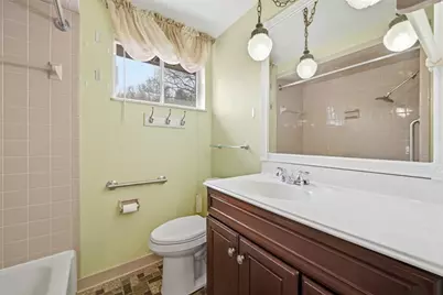 150 Baker Dr, Ross Twp, PA 15237 - Photo 13