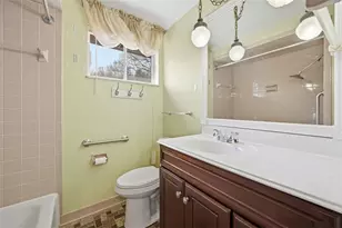 150 Baker Dr, Ross Twp, PA 15237 - Photo 13