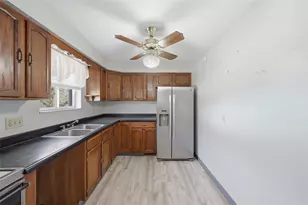 150 Baker Dr, Ross Twp, PA 15237 - Photo 9