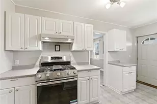 2902 Churchview Ave, Pittsburgh, PA 15227 - Photo 19