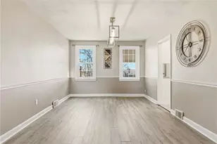 2902 Churchview Ave, Pittsburgh, PA 15227 - Photo 11