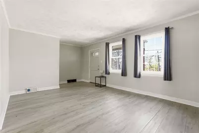 2902 Churchview Avenue, Pittsburgh, PA 15227 - Photo 9